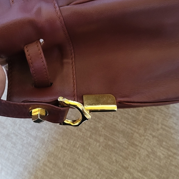 Cartier Must Line Drawstring Shoulder Bag Bordeaux Leather ...Authentic.. - Picture 7 of 14